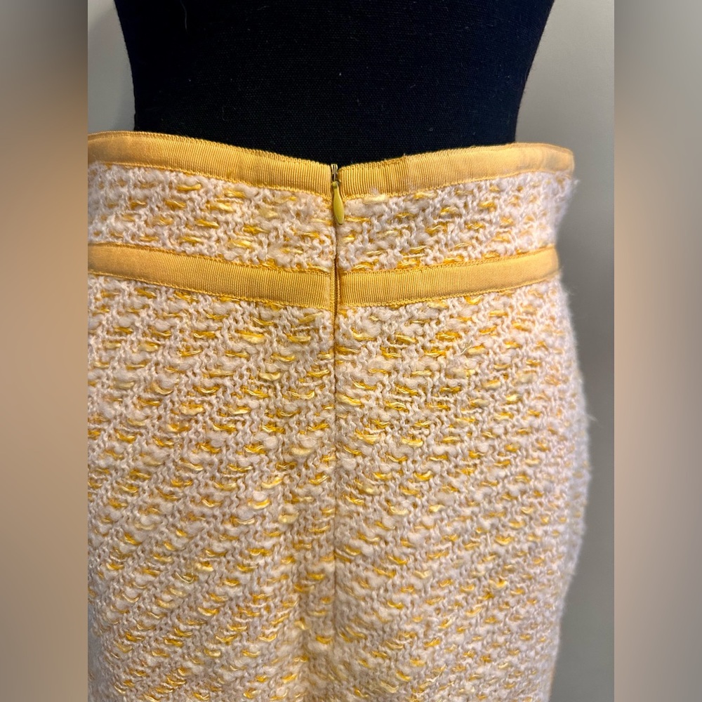 VTG Chanel Yellow Tweed Skirt - Picture 5 of 6